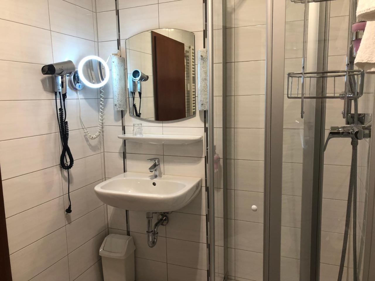 Gasthof Zur Krone Leidersbach Экстерьер фото